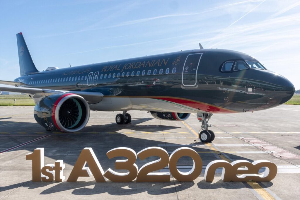 A Royal Jordanian Airbus A320neo