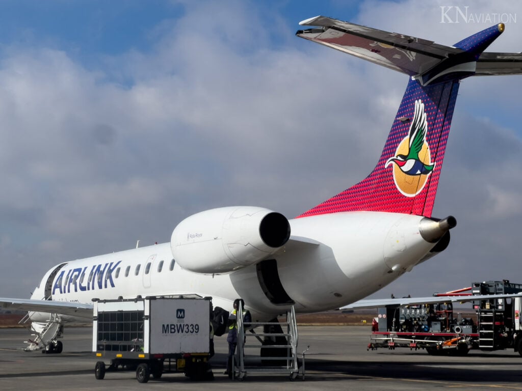Airlink ERJ-140 ZS-ALJ