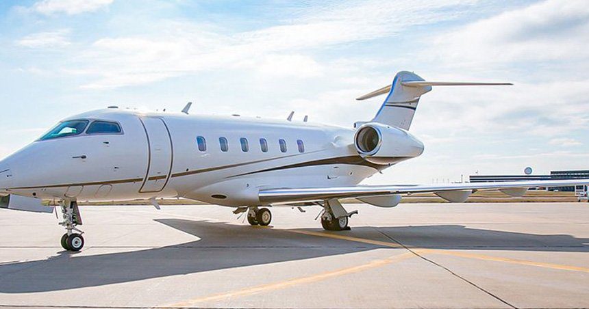 Challenger 300 vs. Gulfstream G200: A...
