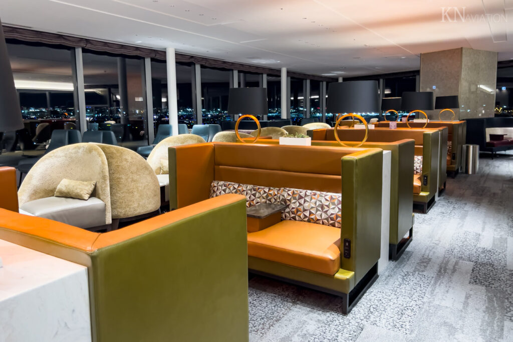 Delta Sky Club Tokyo Haneda Seating