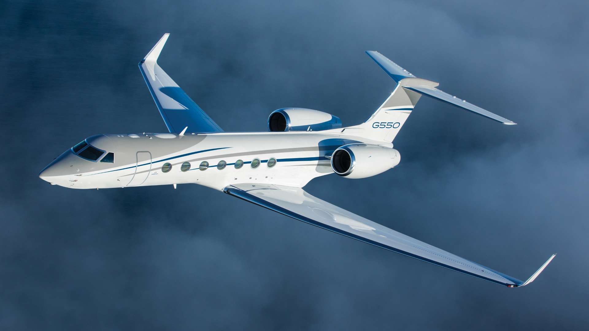Gulfstream G550 Ultra Long Range Jet during the flight from Scotland