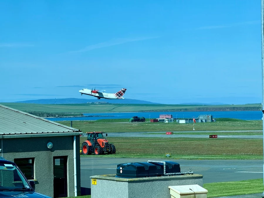 Loganair London to Kirkwall 9