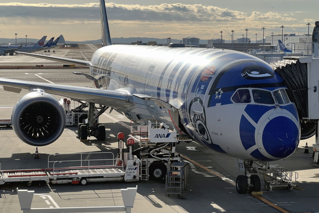 ANA R2D2 Jet