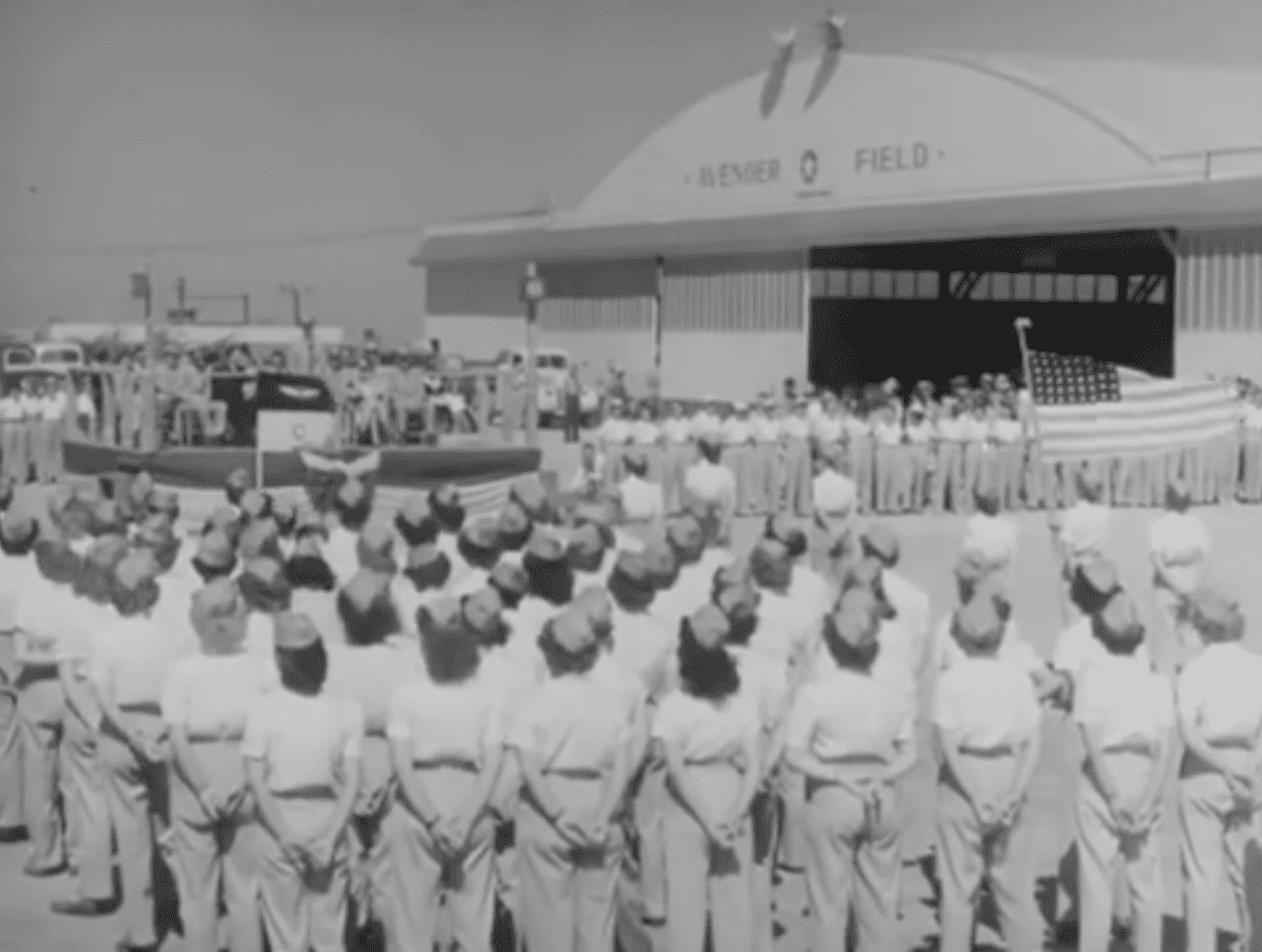 Graduating WASP Pilots
