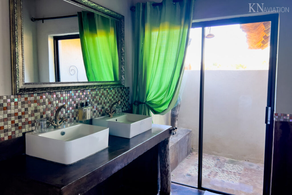Umkumbe River Lodge Room