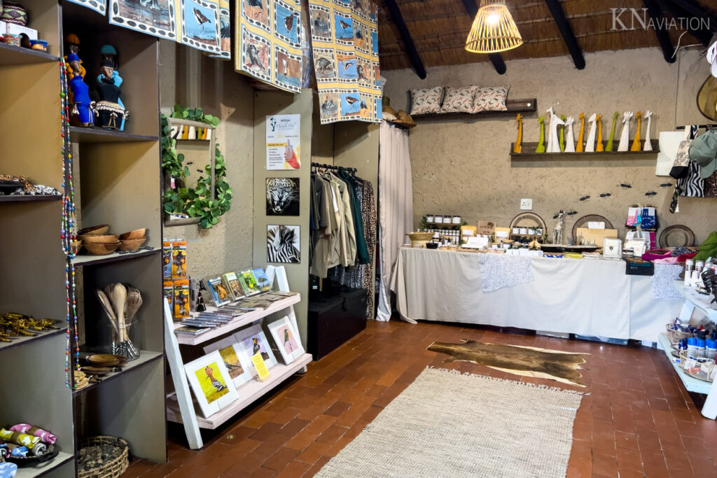 Umkumbe River Lodge Shop