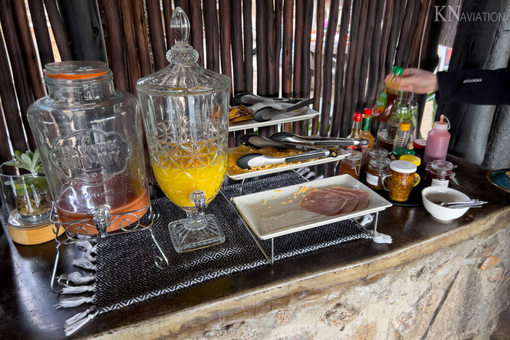 Umkumbe River Lodge Breakfast