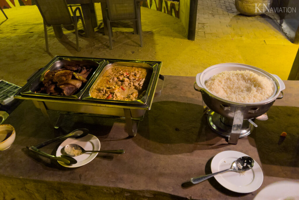Umkumbe River Lodge Dinner